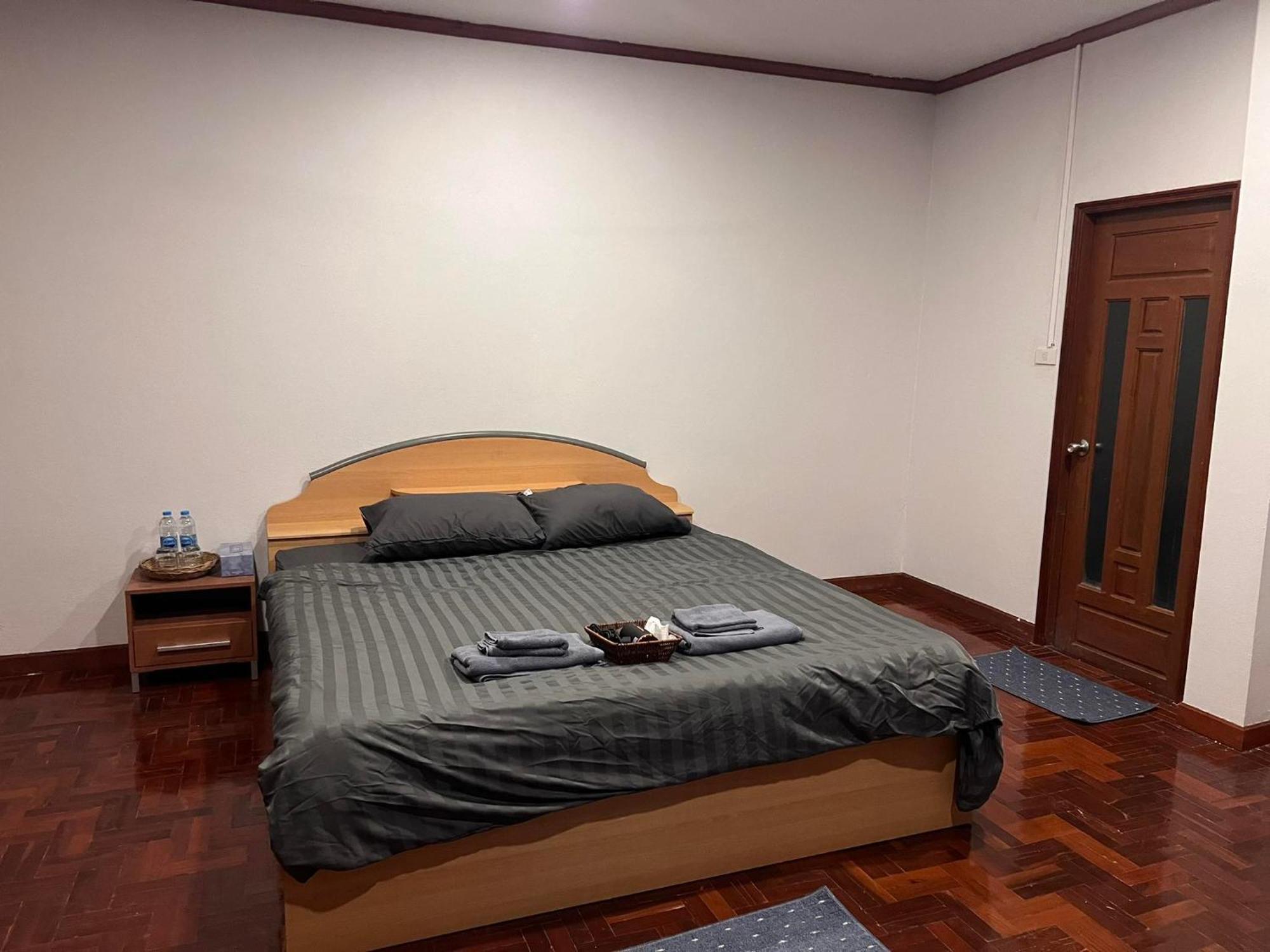 Pensión Rt House